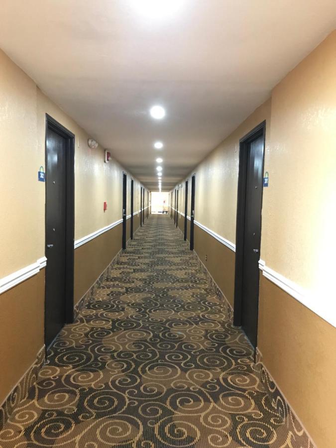 Days Inn By Wyndham Джоплин Экстерьер фото